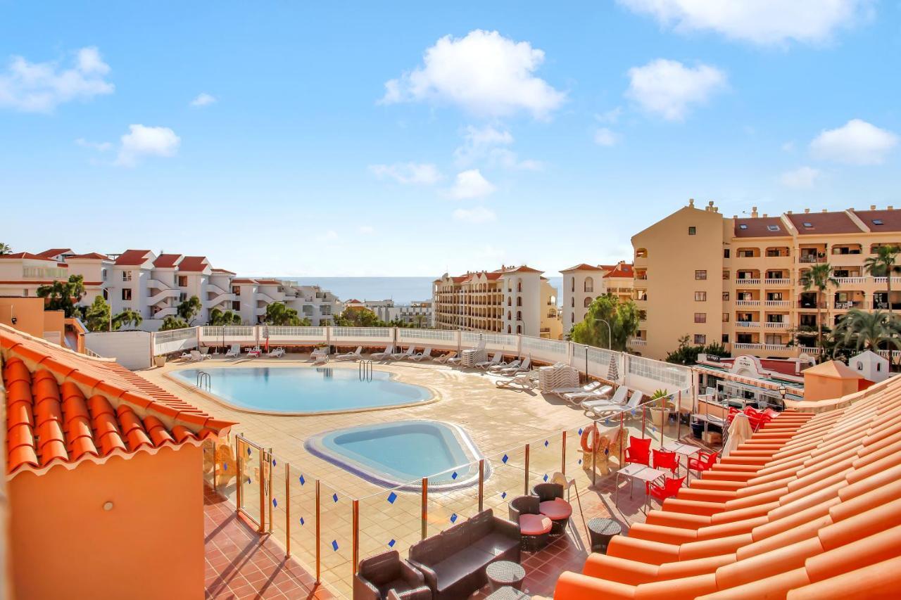 Top Floor, Sea View, Huge Terrace, Heated Pool, Garage Los Cristianos  Luaran gambar