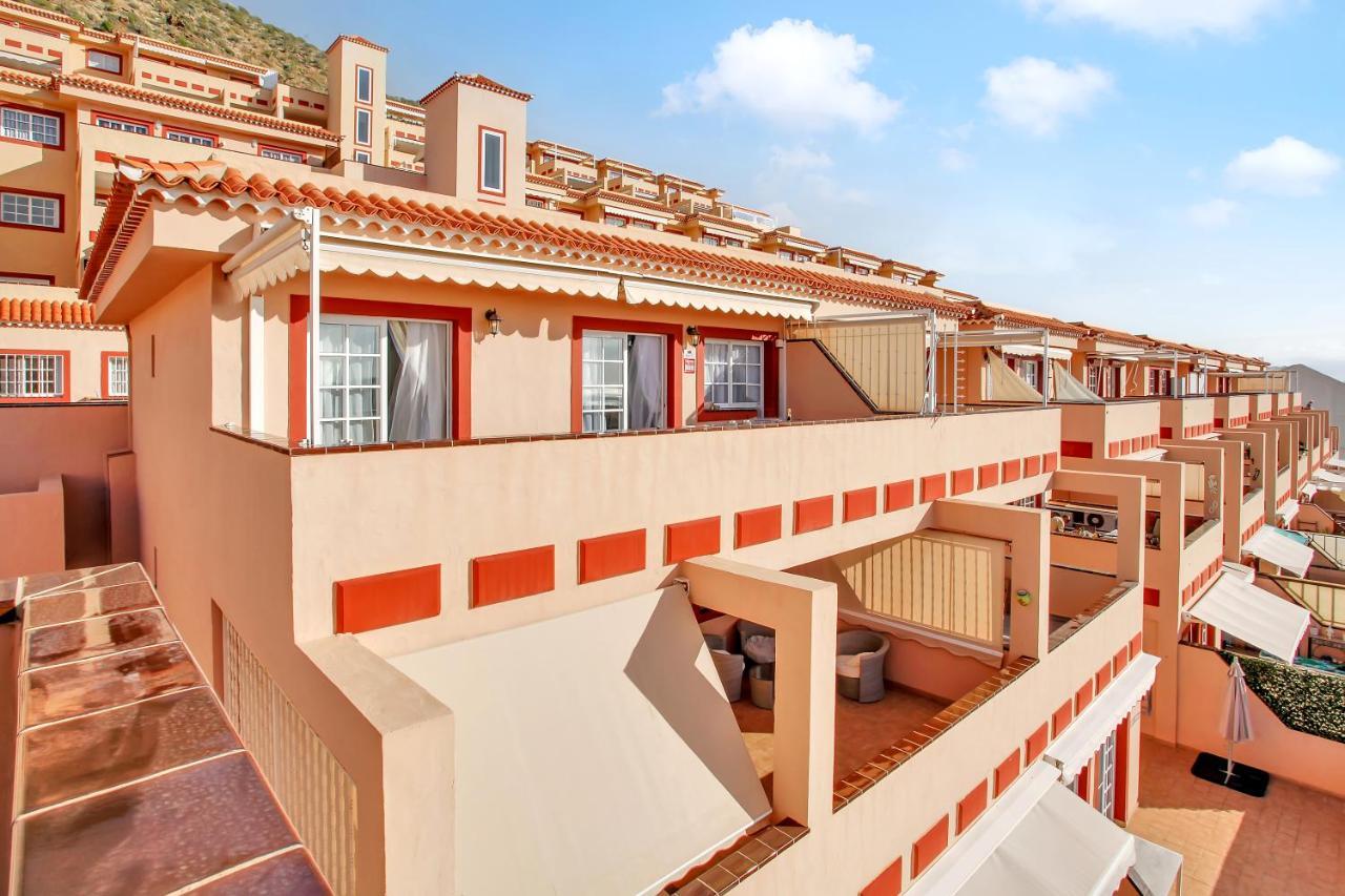 Top Floor, Sea View, Huge Terrace, Heated Pool, Garage Los Cristianos  Luaran gambar